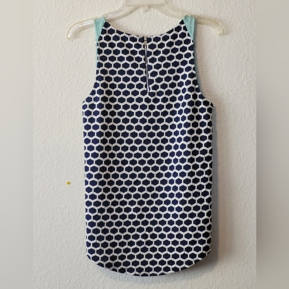 Pixley High Low Deep Blue White Aqua Geometric Honeycomb Tank Top Size Small - Picture 2 of 10